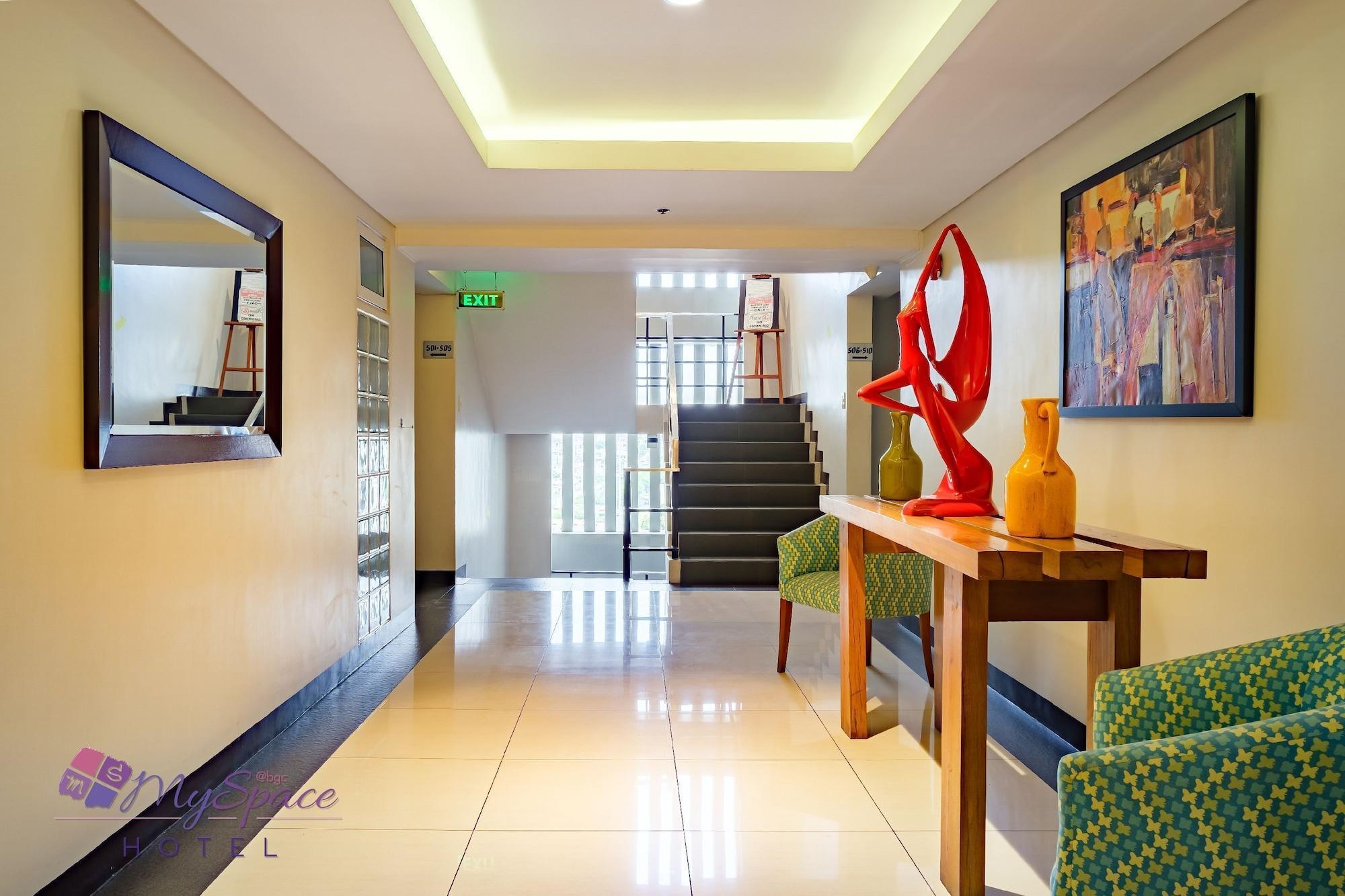 Myspace Hotel @Bgc Pasig City Eksteriør bilde